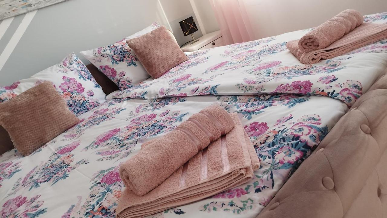 Apolonija Apartment Rijeka Luaran gambar