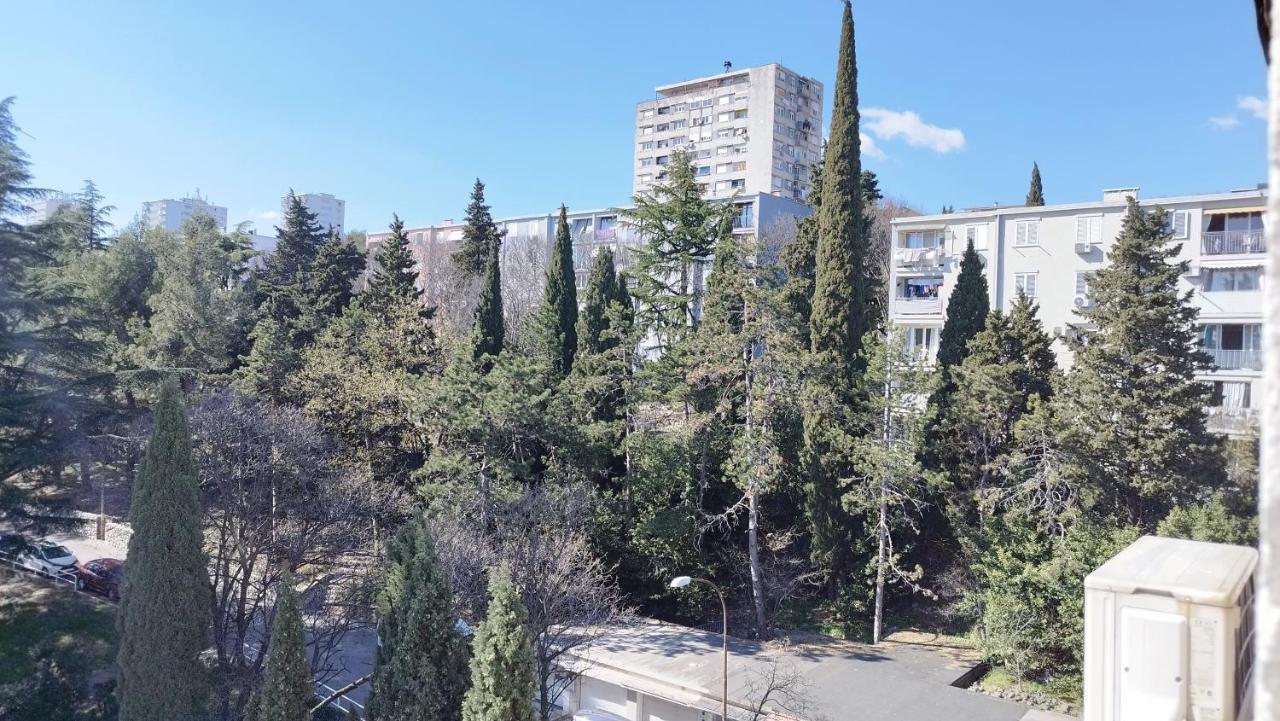 Apolonija Apartment Rijeka Luaran gambar