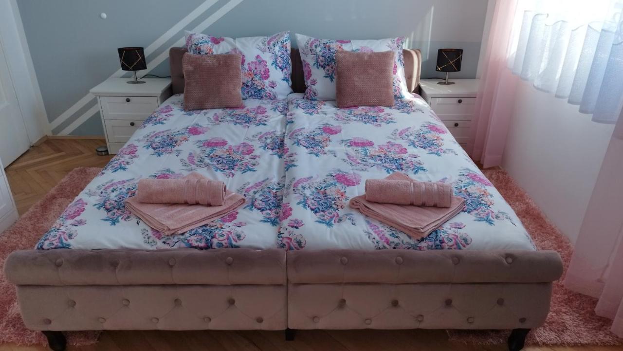 Apolonija Apartment Rijeka Luaran gambar